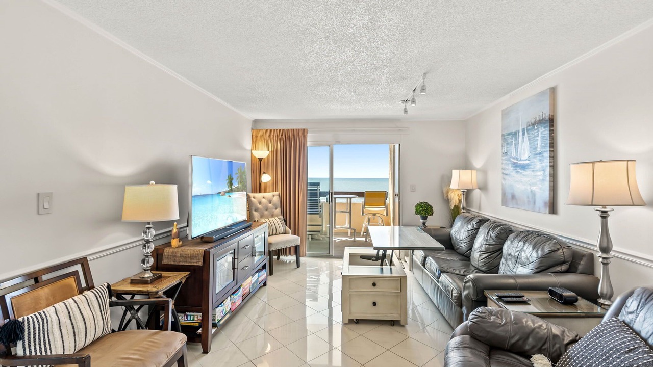 Photo of Livingroom in North Myrtle Beach