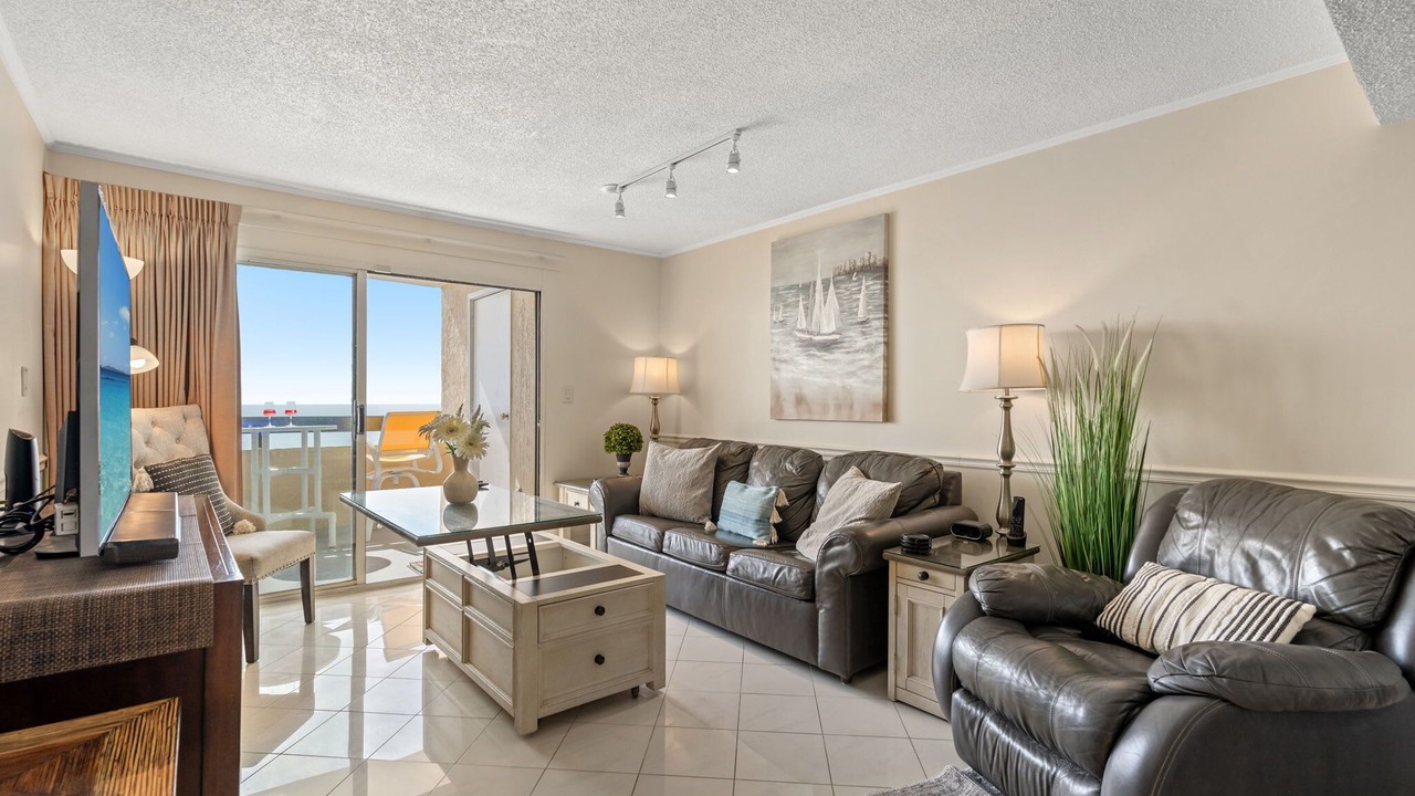 Photo of Livingroom in North Myrtle Beach