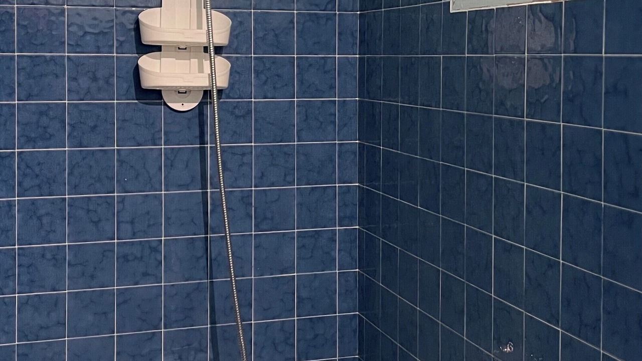 Photo of Bathroom in Longaulnay