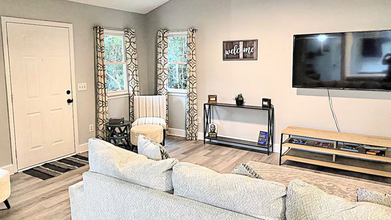 Photo of Livingroom in Kings Grant