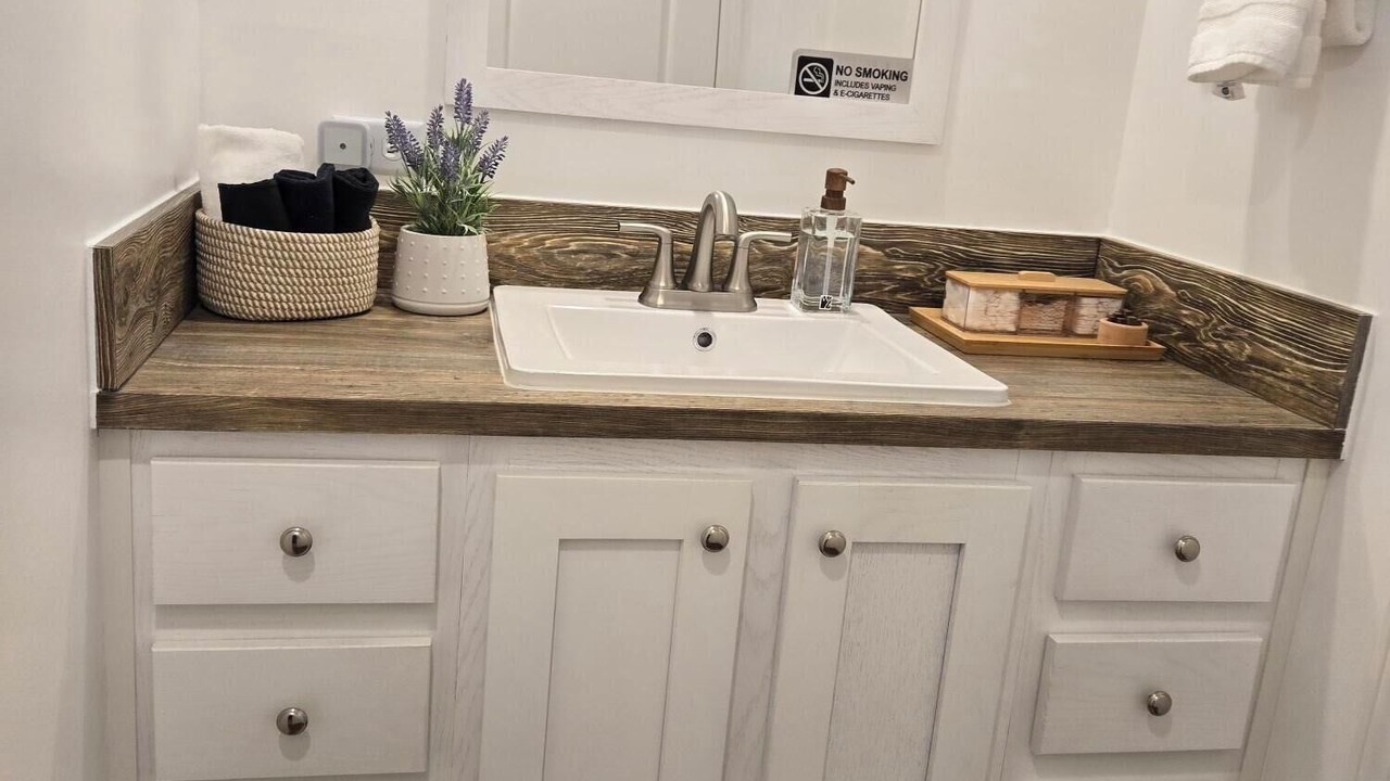 Photo of Bathroom in Greenback
