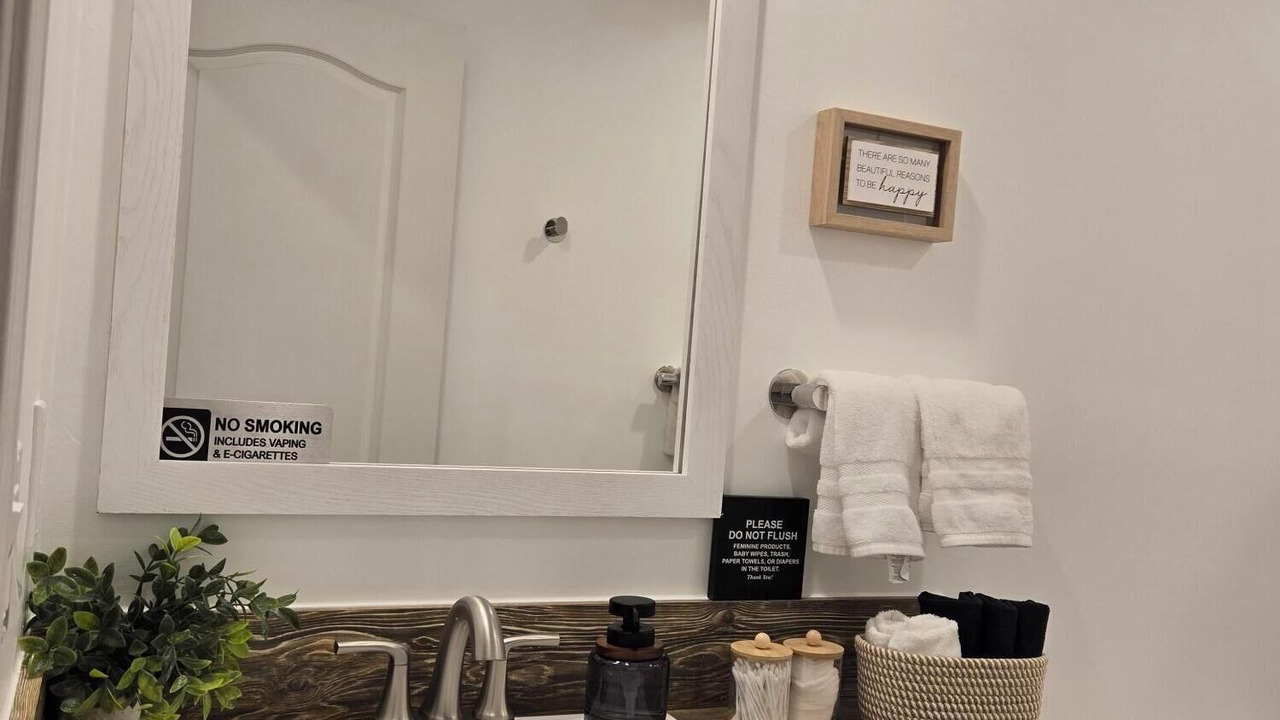 Photo of Bathroom in Greenback
