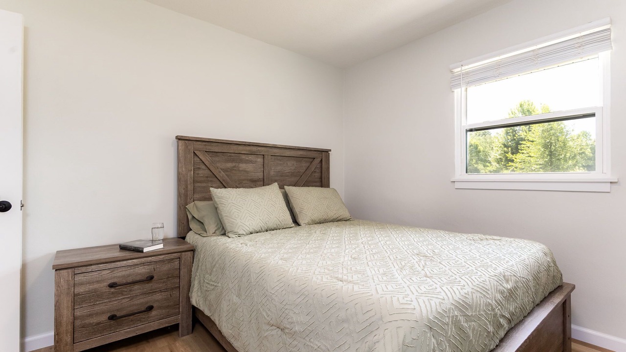 Photo of Bedroom in Northeast South Bend
