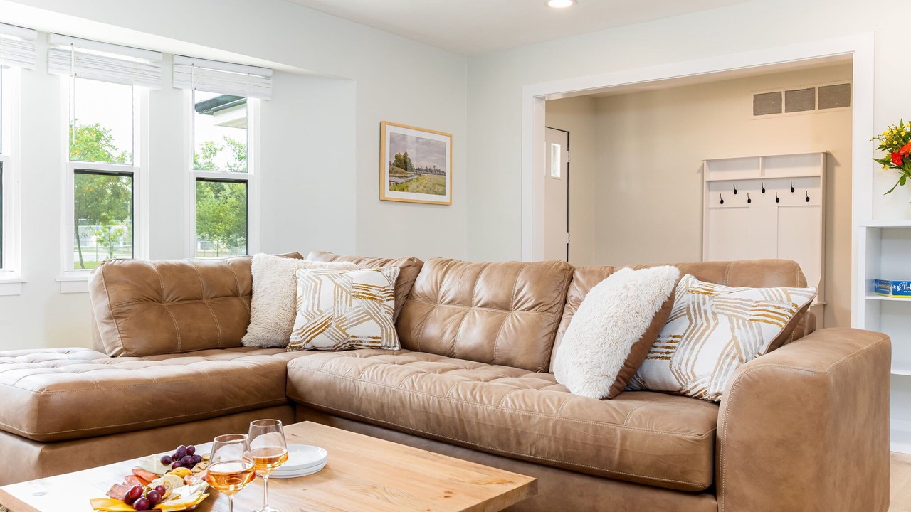 Photo of Livingroom in Northeast South Bend