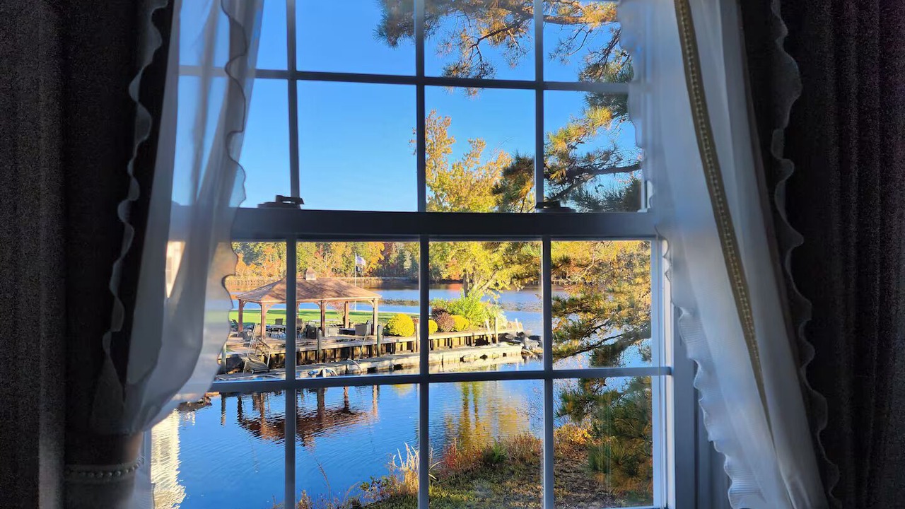 Photo of Others in Elwood