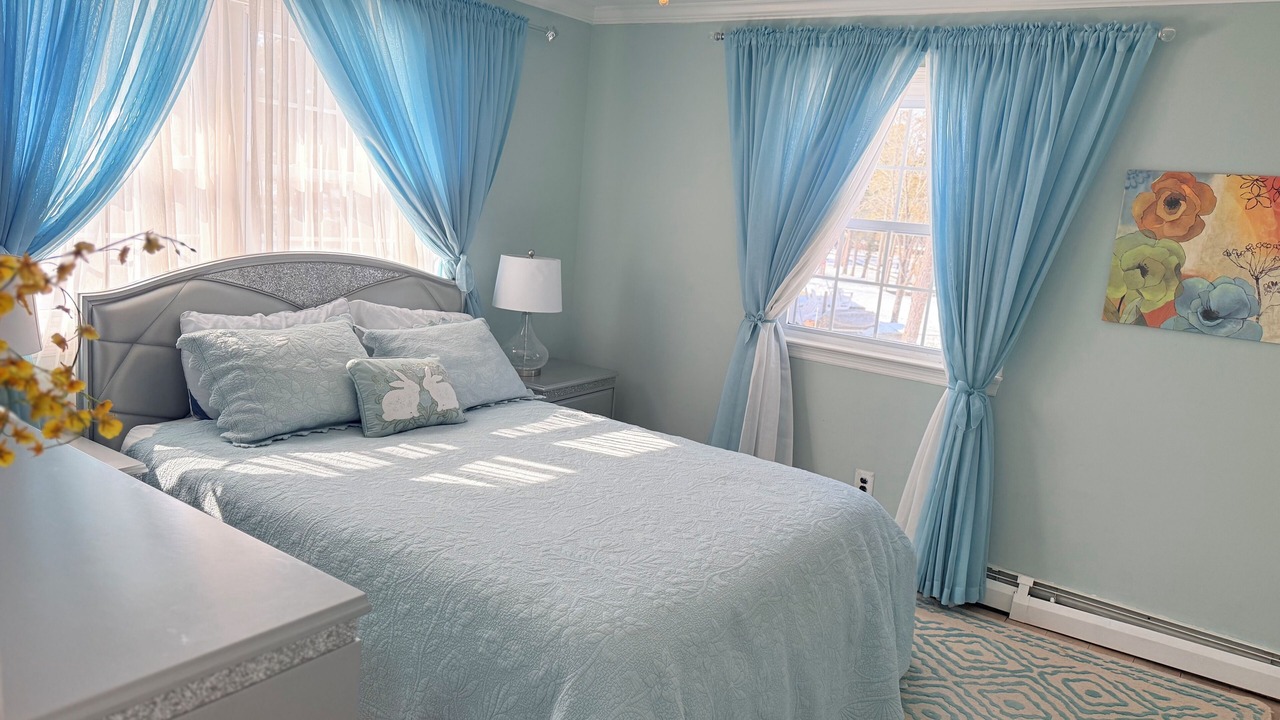 Photo of Bedroom in Elwood