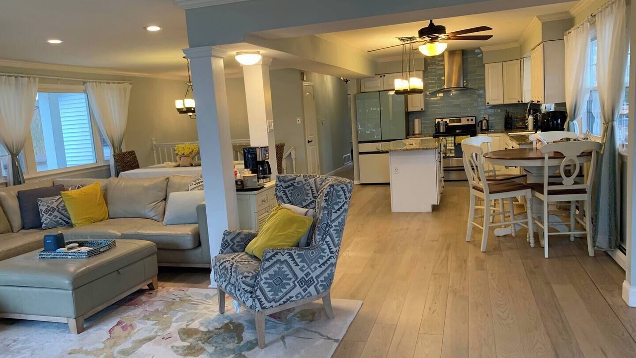 Photo of Livingroom in Elwood