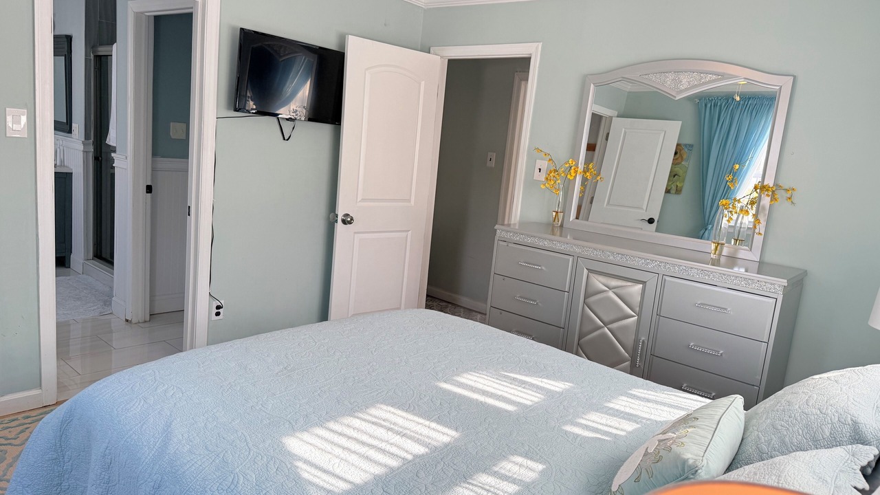 Photo of Bedroom in Elwood