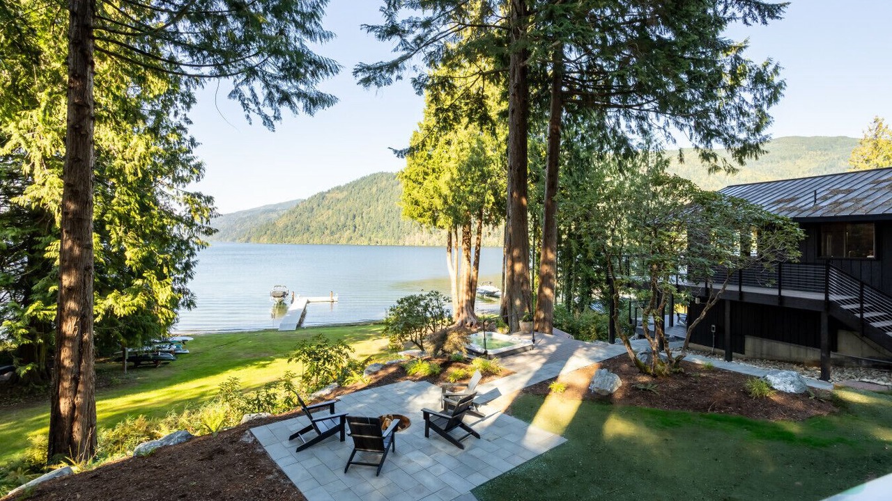 Photo of Patio Balcony in Sedro-Woolley