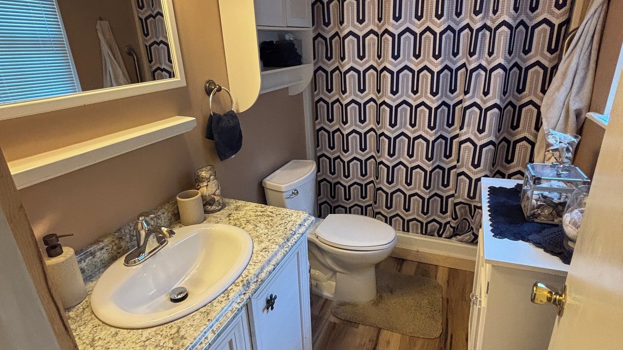 Photo of Bathroom in Cleora