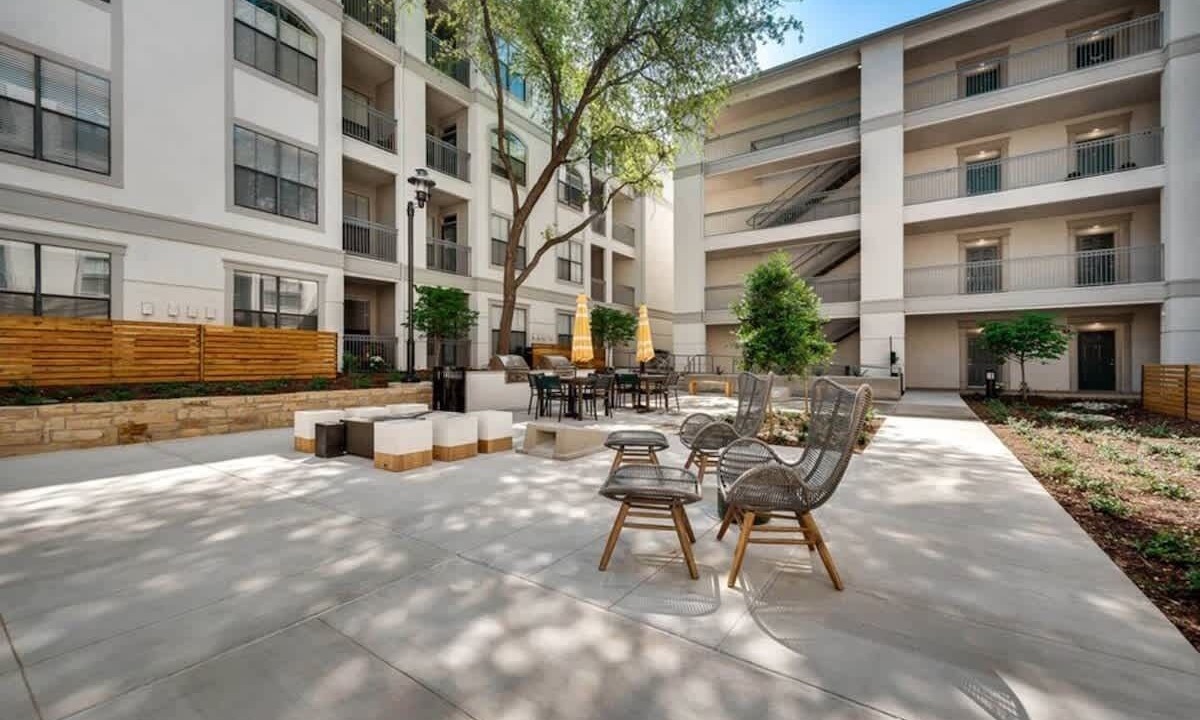 Photo of Patio Balcony in Cityplace