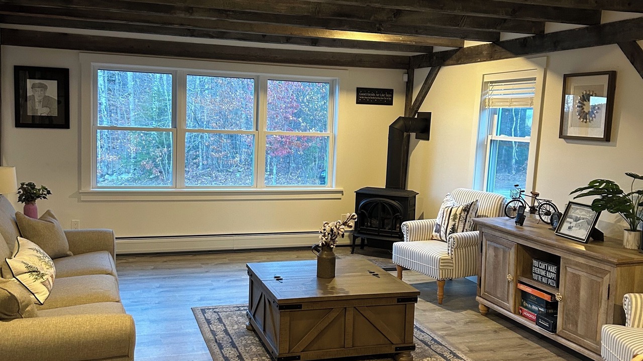 Photo of Livingroom in Center Ossipee