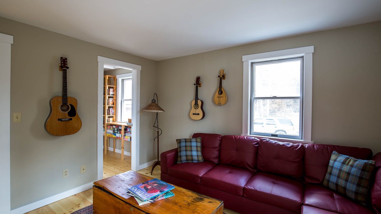 Photo of Livingroom in Belmont