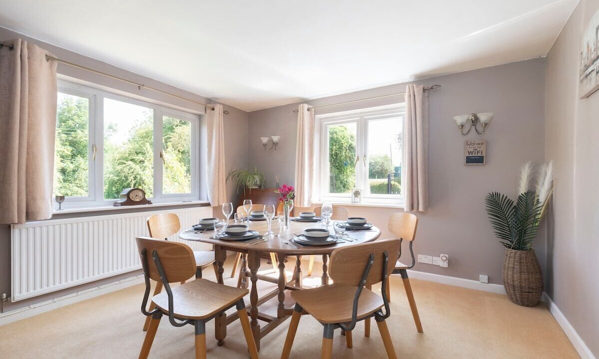 Photo of Others in Eastington