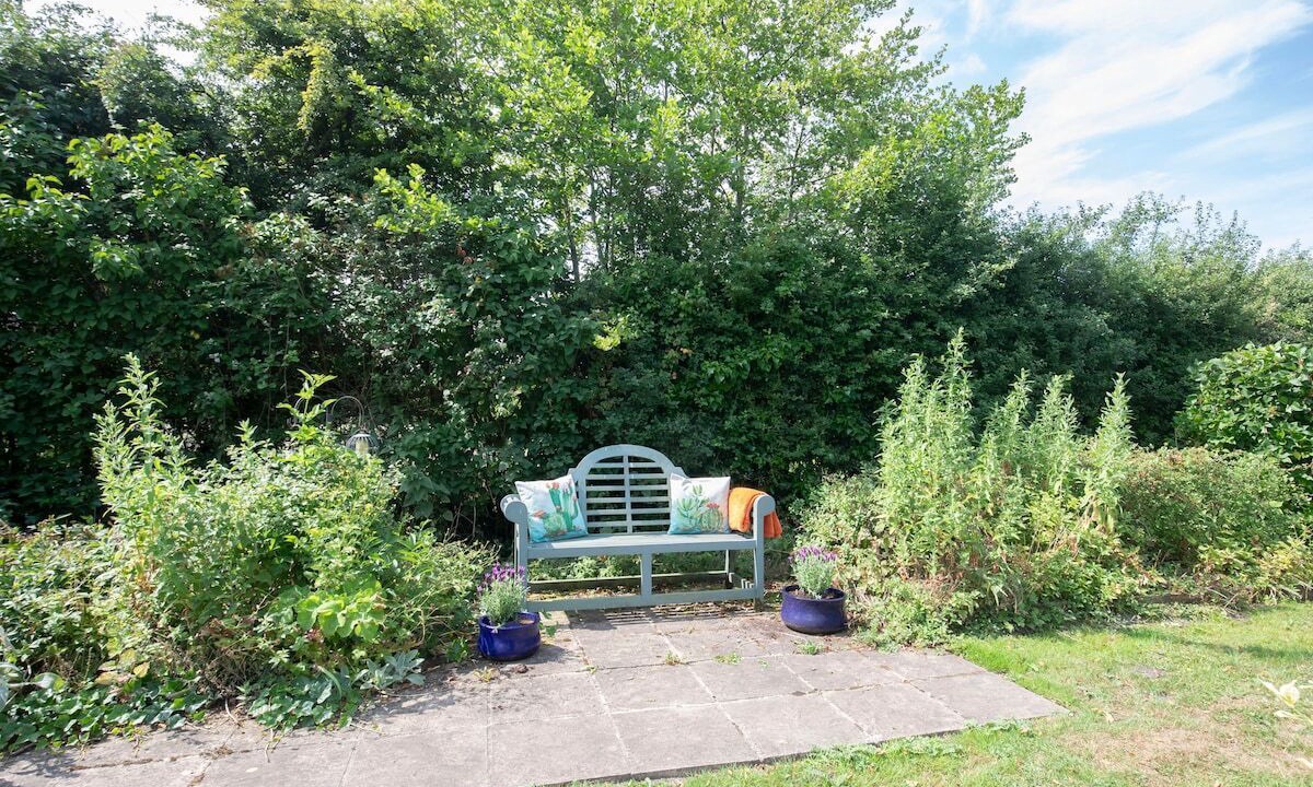 Photo of Outdoor in Eastington