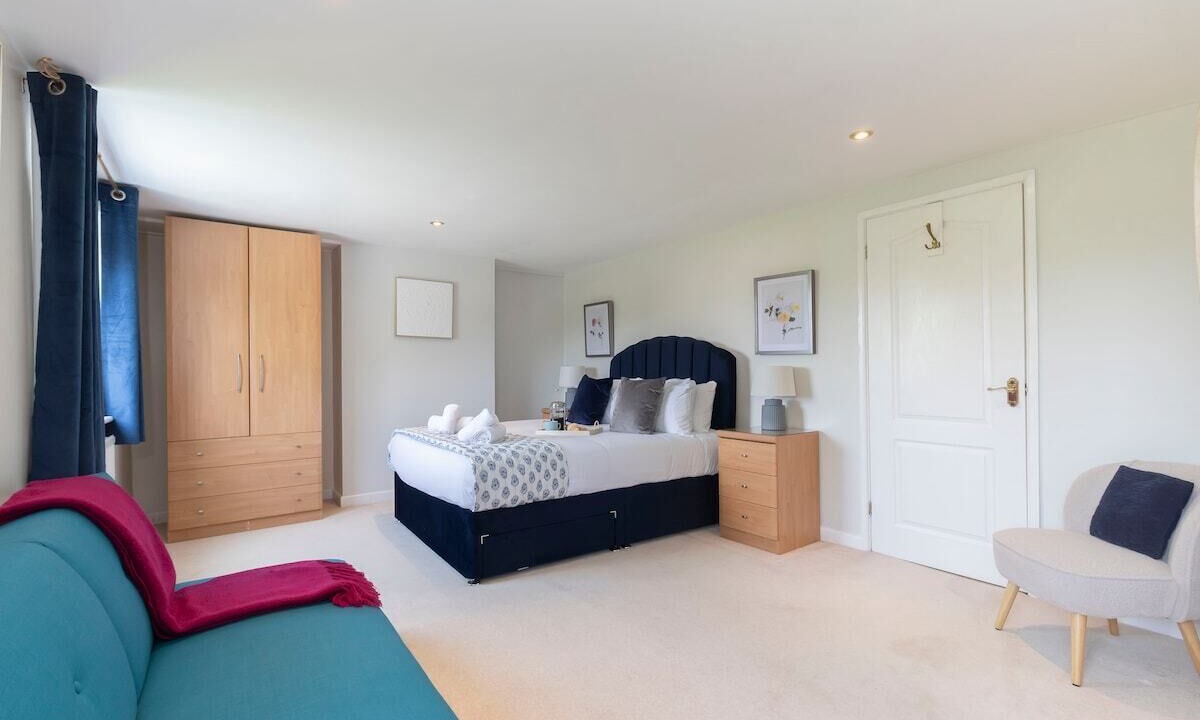 Photo of Others in Eastington