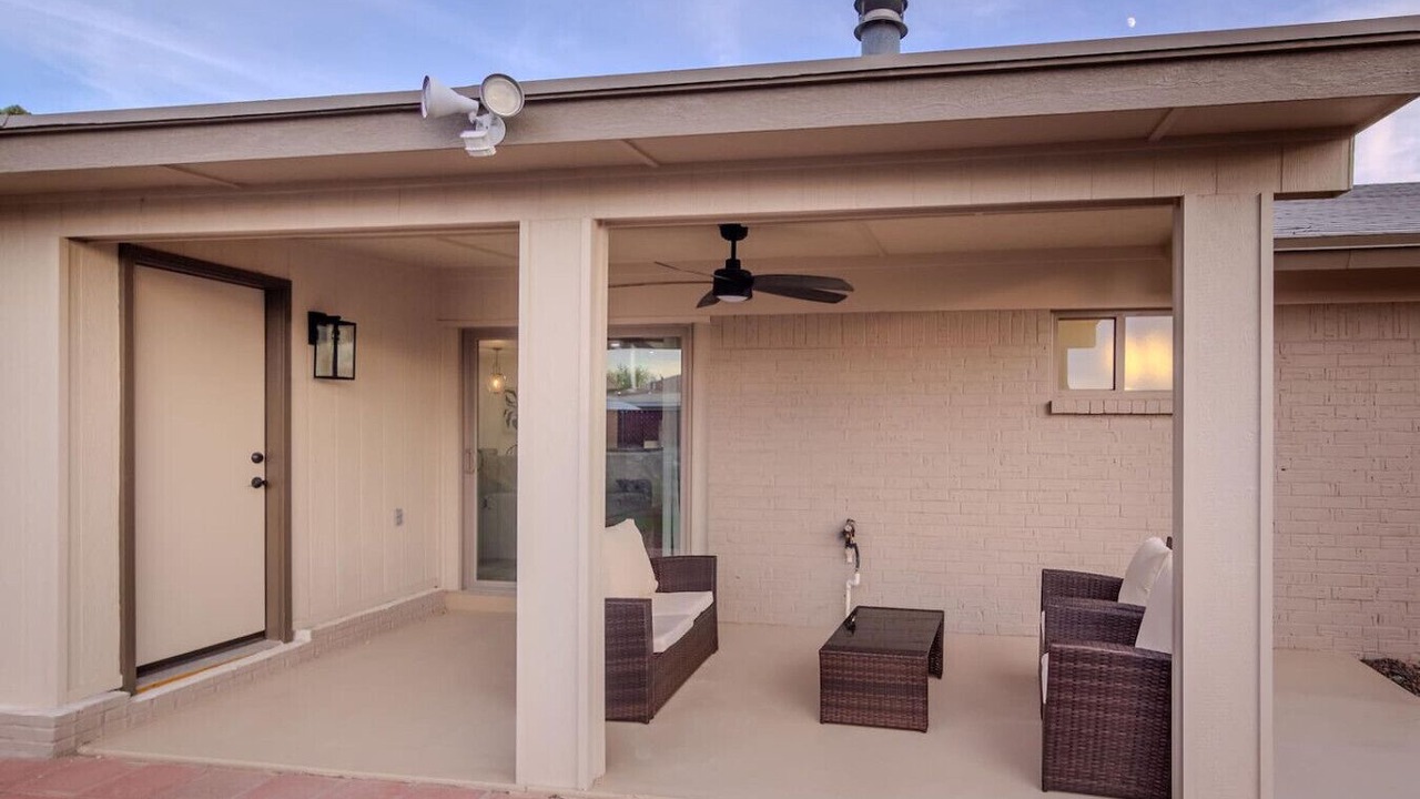 Photo of Patio Balcony in Biggs Field