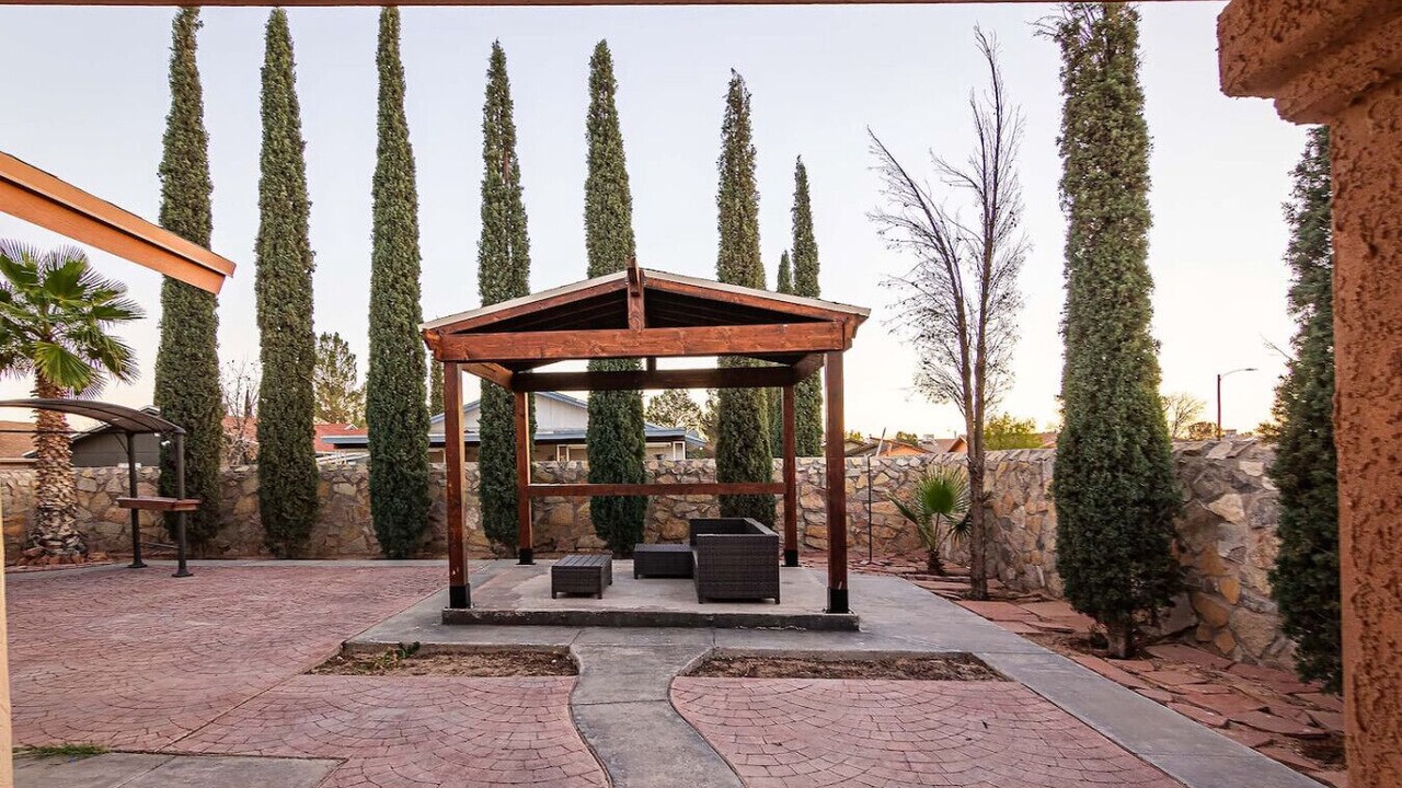 Photo of Patio Balcony in Biggs Field