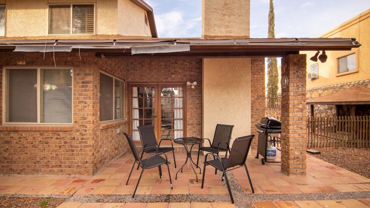 Photo of Outdoor in Bandolero - Tarascas