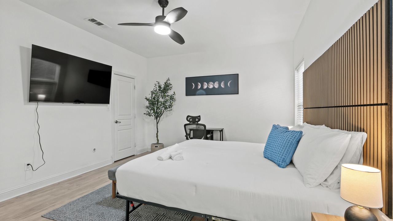 Photo of Bedroom in Lake Dallas