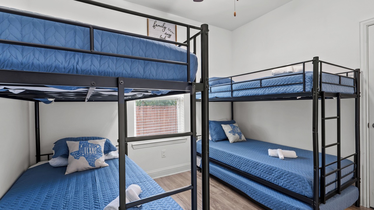 Photo of Bedroom in Lake Dallas