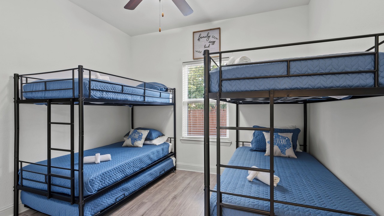 Photo of Bedroom in Lake Dallas