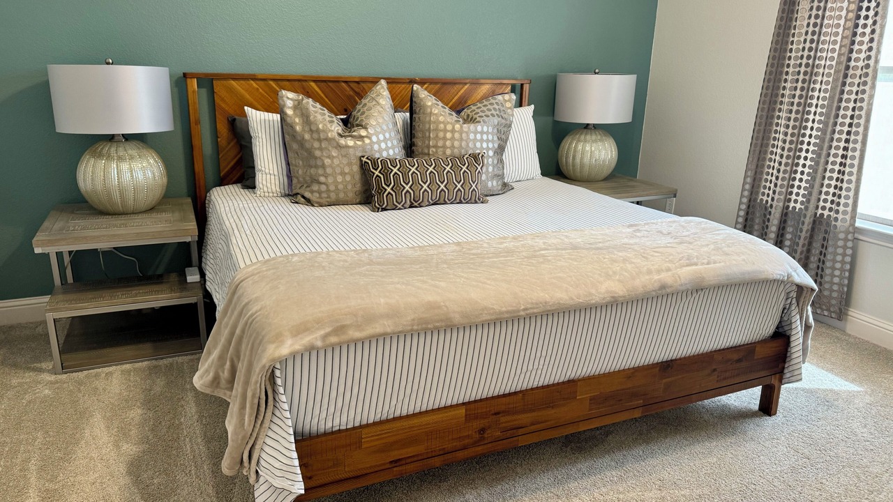 Photo of Bedroom in Tool