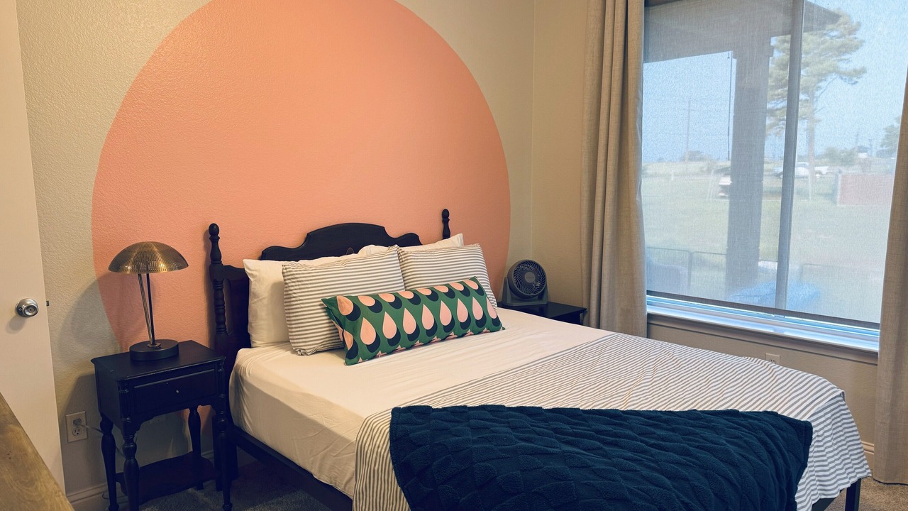 Photo of Bedroom in Tool