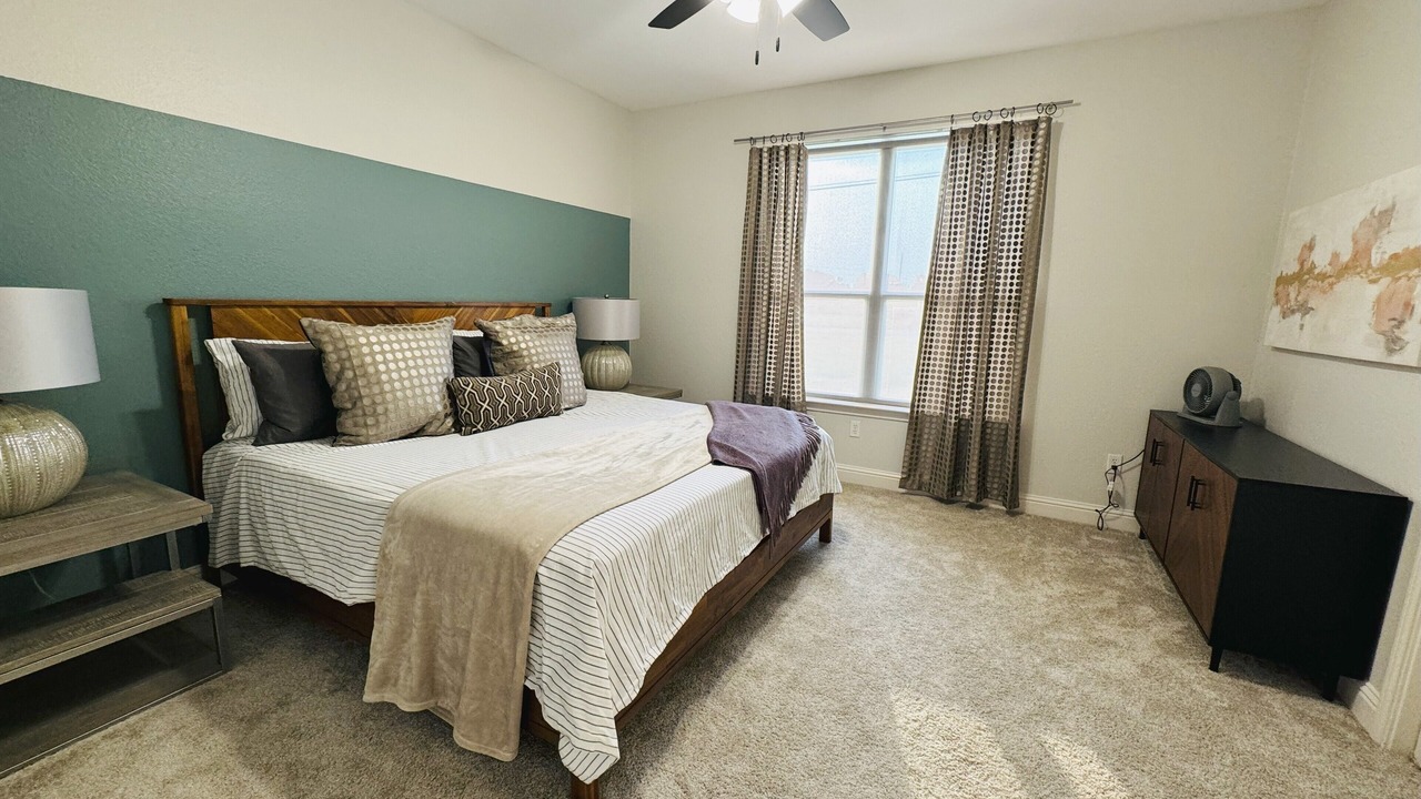 Photo of Bedroom in Tool