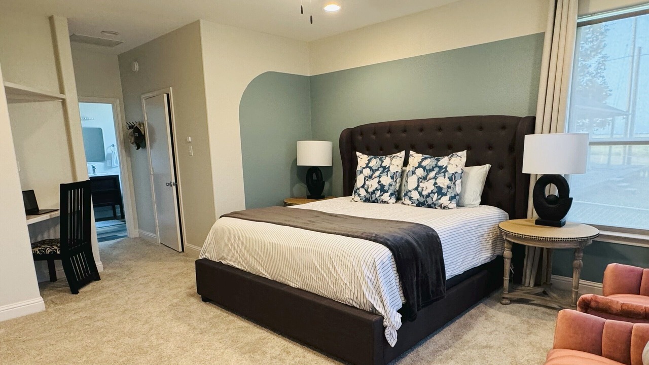 Photo of Bedroom in Tool