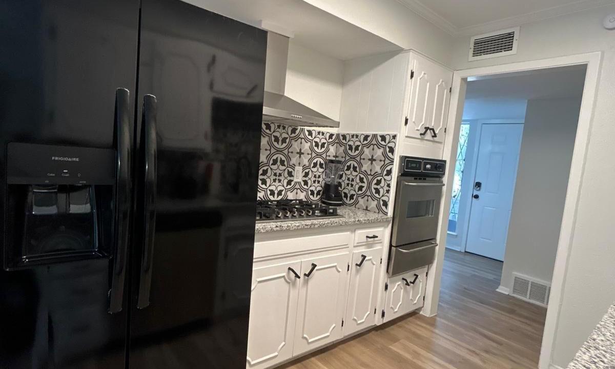 Photo of Kitchen in West Arlington