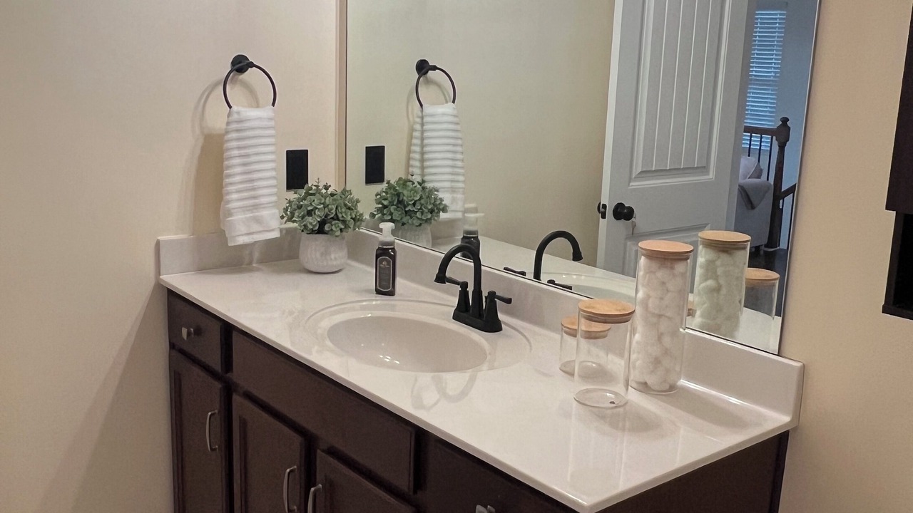 Photo of Bathroom in Thompson's Station