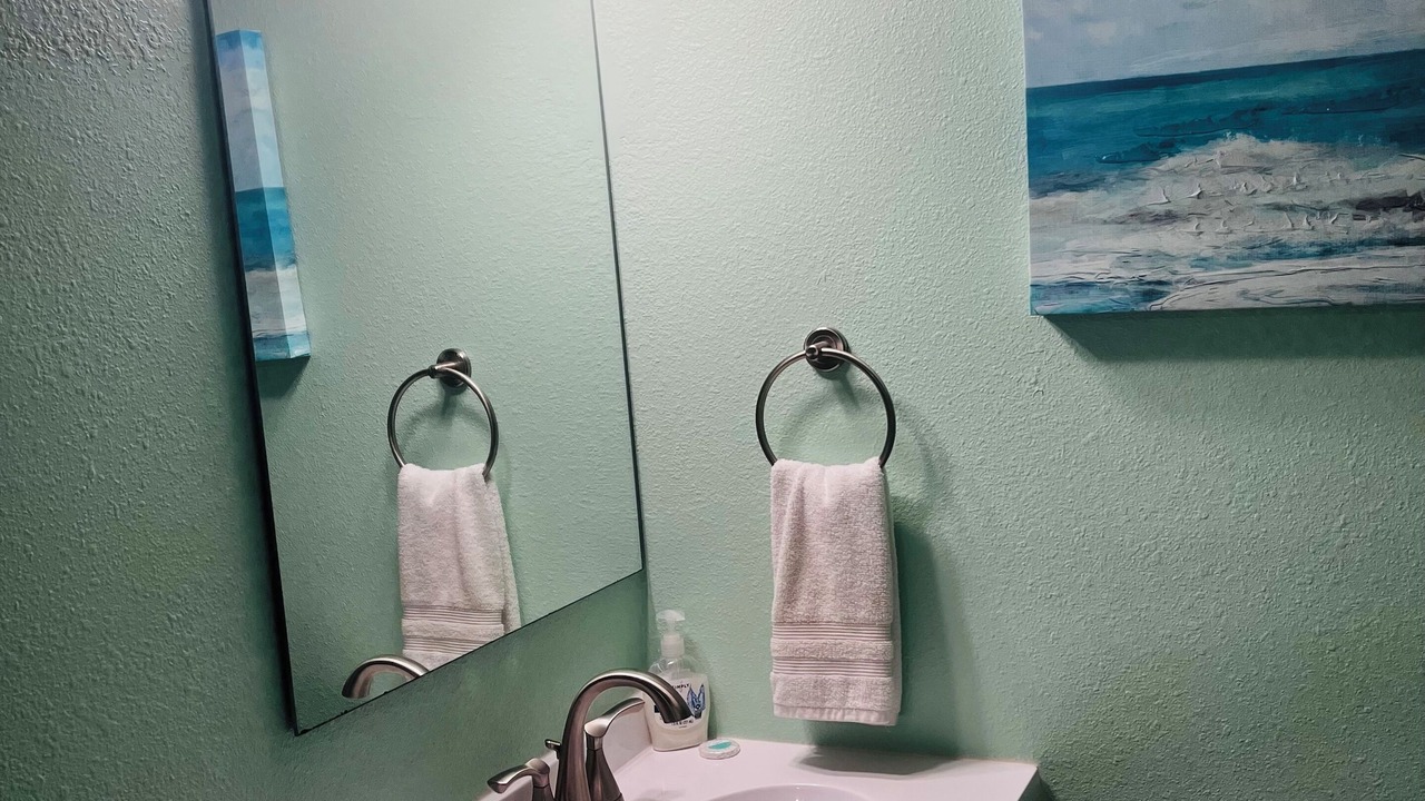 Photo of Bathroom in Dauphin Island