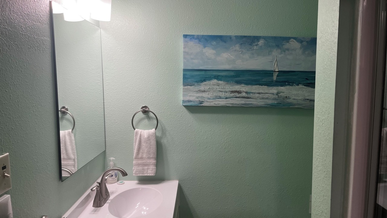 Photo of Bathroom in Dauphin Island