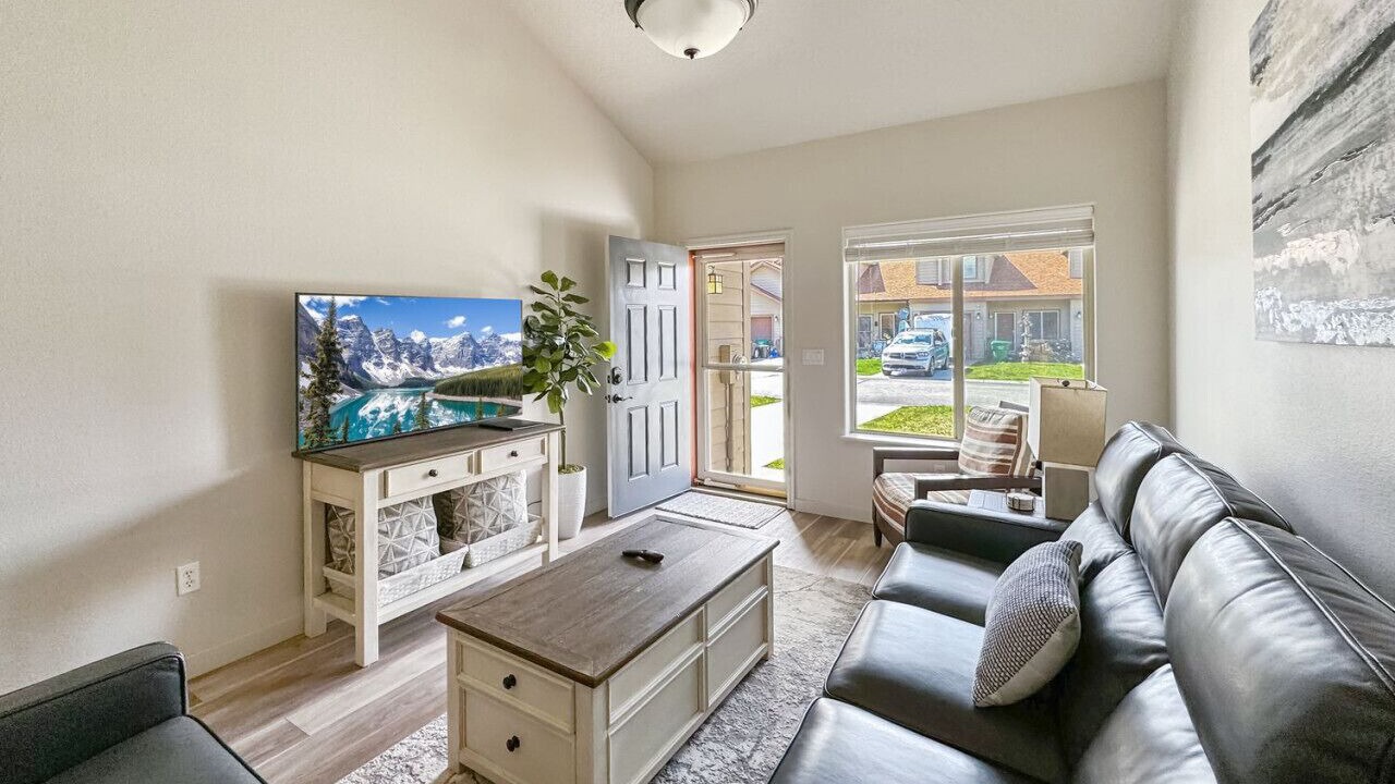 Photo of Livingroom in Donnelly