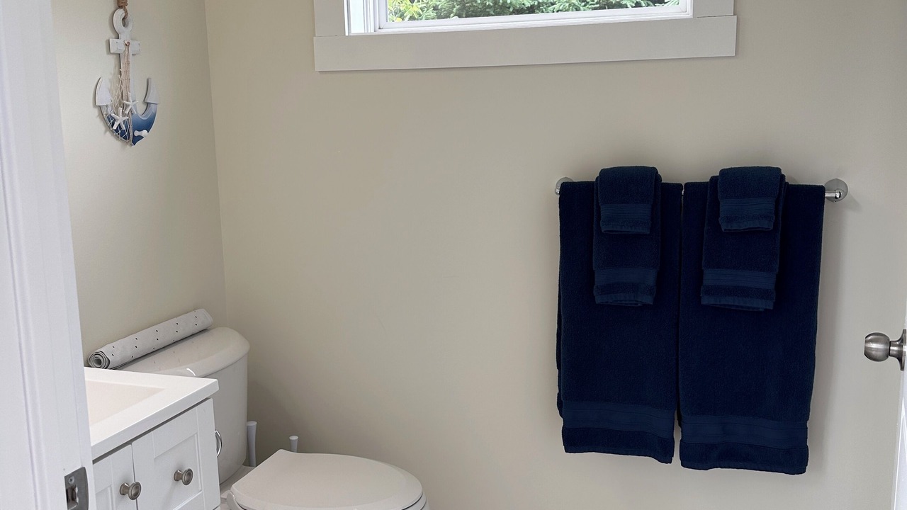 Photo of Bathroom in Colindale