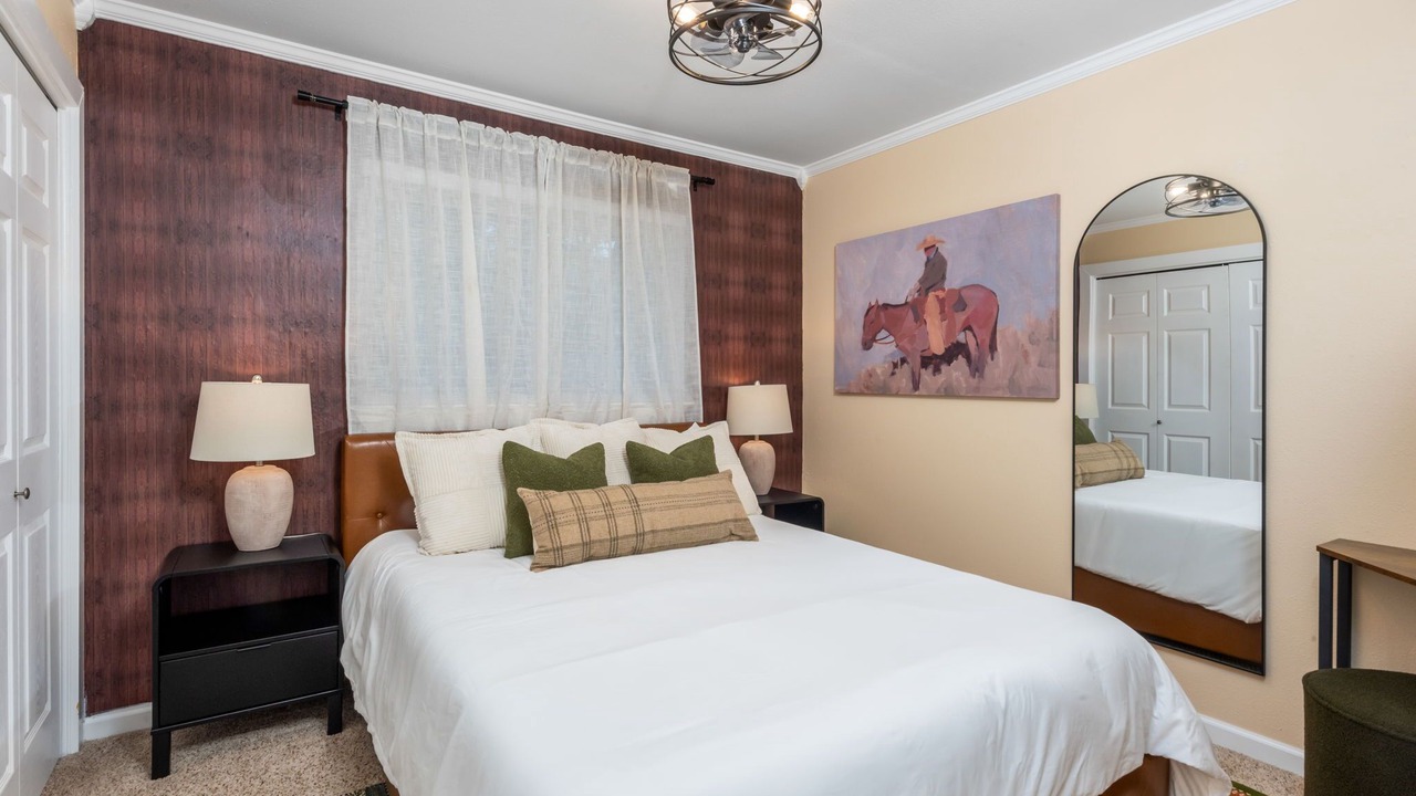 Photo of Bedroom in Blossoms Park