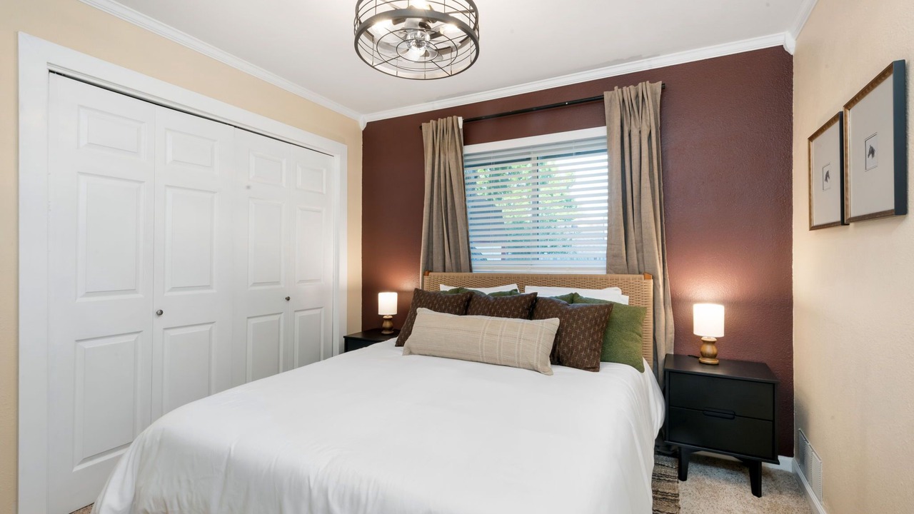 Photo of Bedroom in Blossoms Park