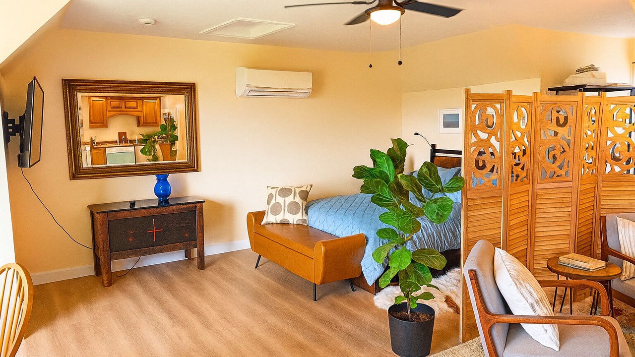 Photo of Bedroom in Drake
