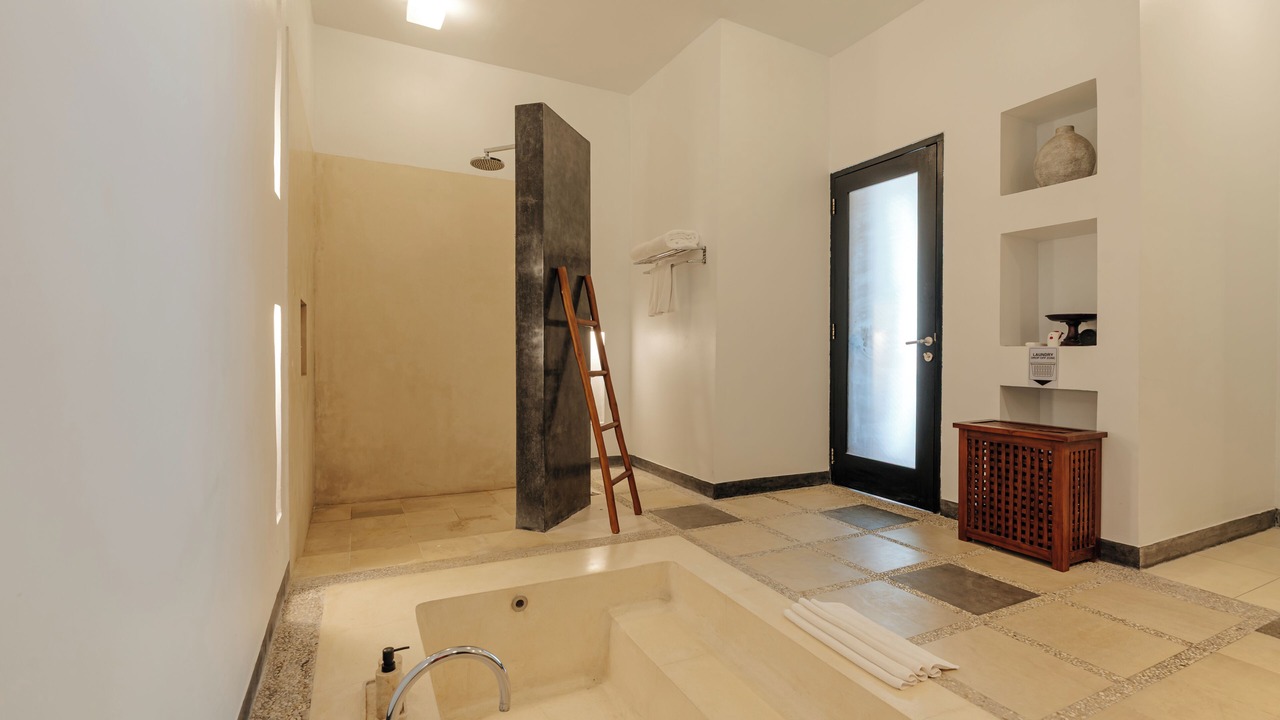 Photo of Bathroom in Dyanapura