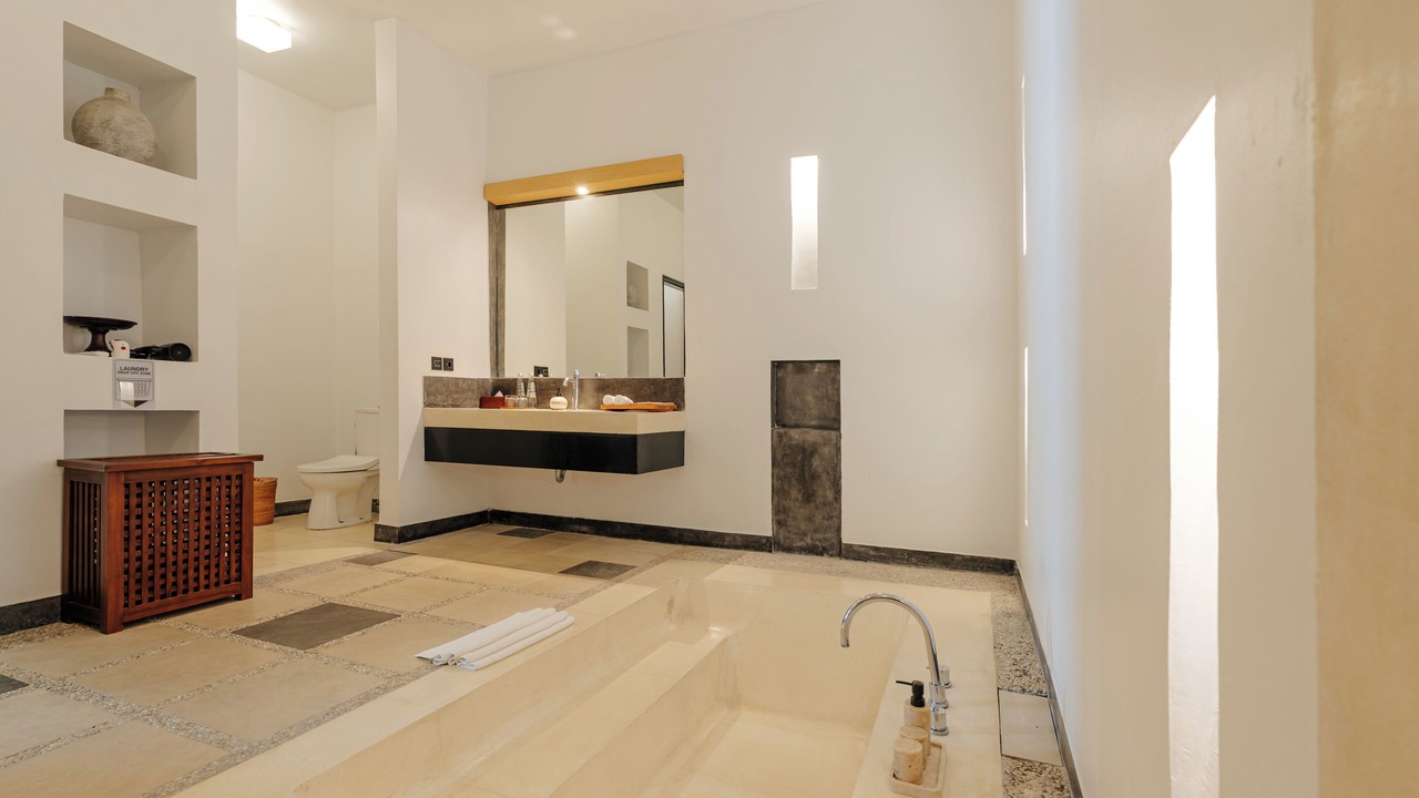 Photo of Bathroom in Dyanapura