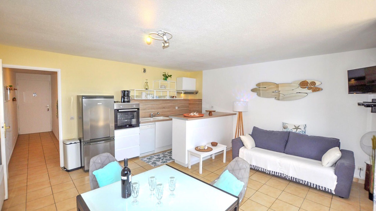 Photo of Bedroom in Les Hauts de Canet