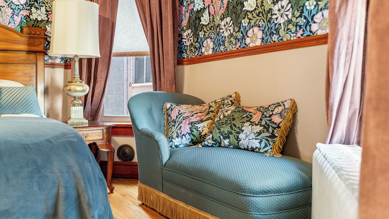 Photo of Bedroom in Uptown