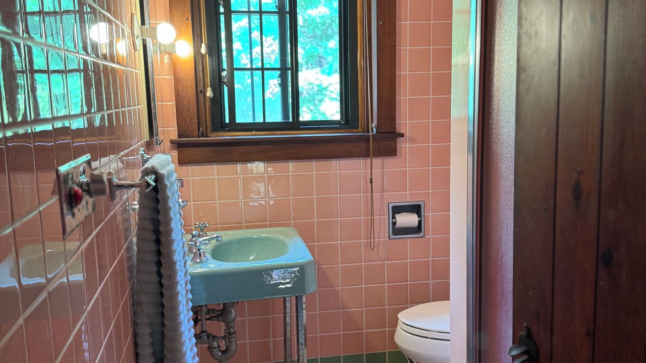 Photo of Bathroom in Lake George