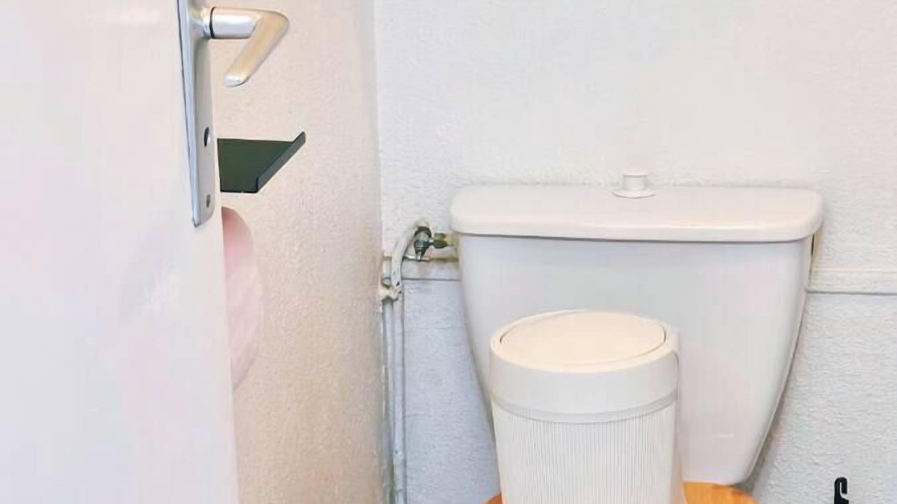 Photo of Bathroom in Ecartelee-Bonabry-Orieres-Paron