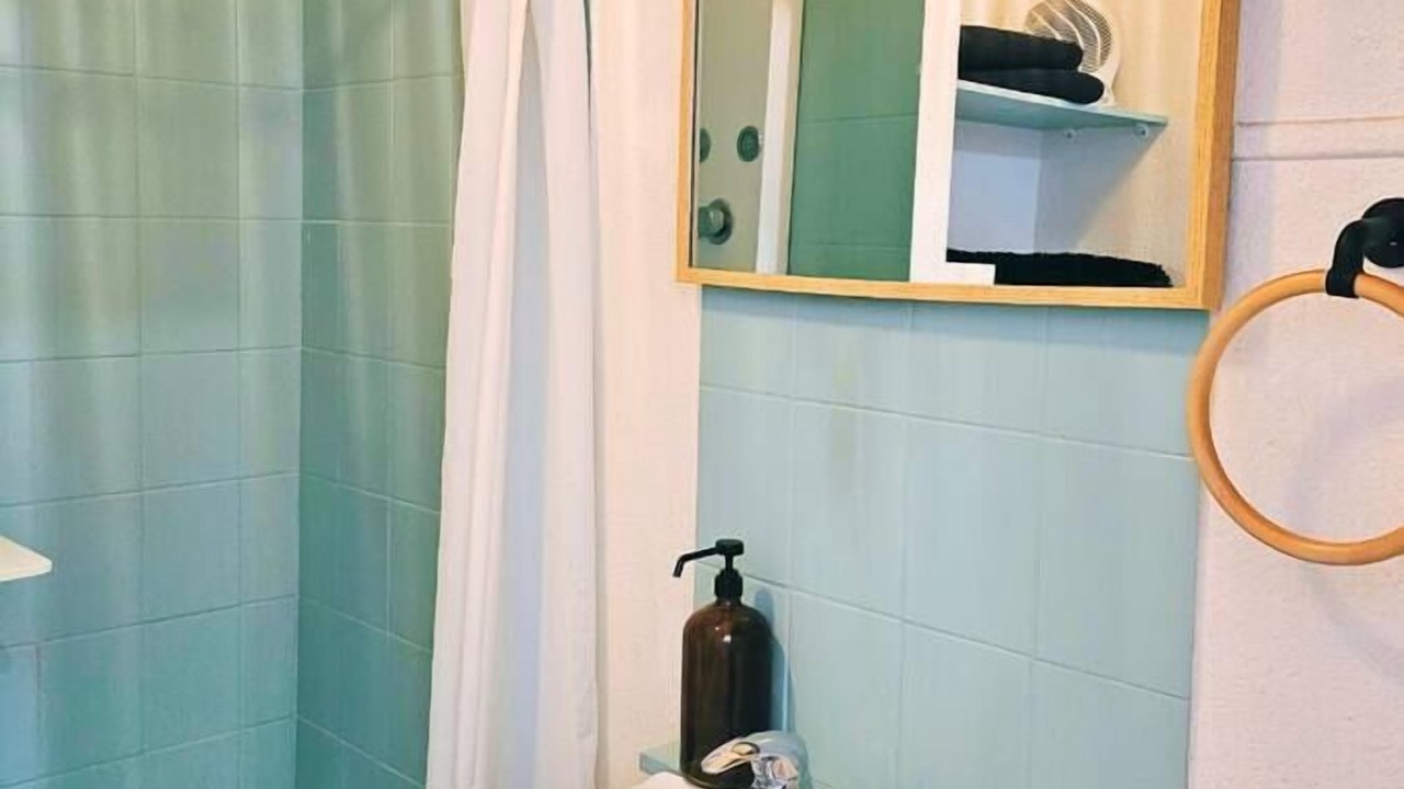 Photo of Bathroom in Ecartelee-Bonabry-Orieres-Paron