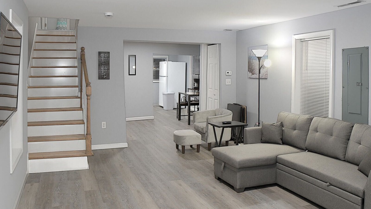 Photo of Livingroom in Newport News