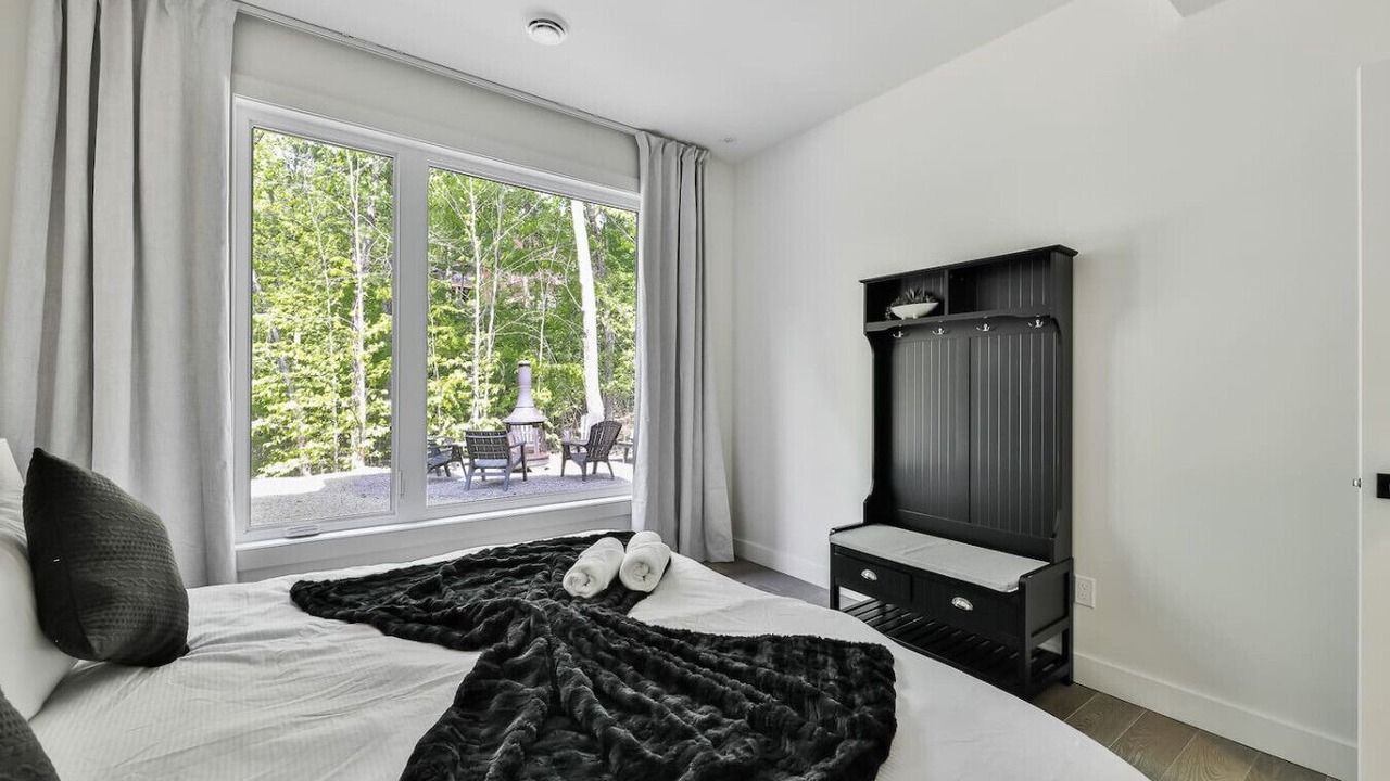 Photo of Bedroom in Saint-Faustin-Lac-Carre