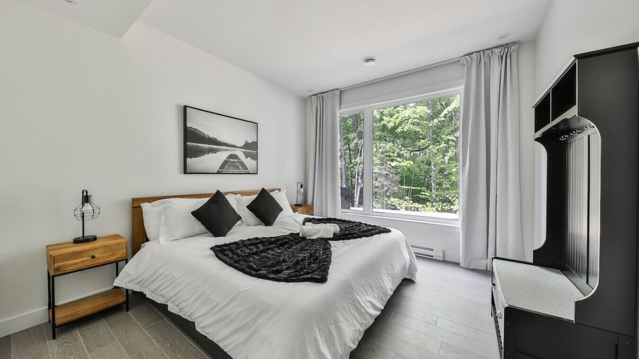 Photo of Bedroom in Saint-Faustin-Lac-Carre