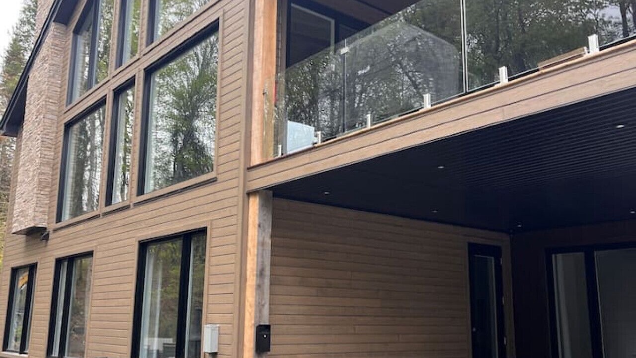 Photo of Patio Balcony in Saint-Faustin-Lac-Carre